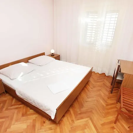 Dubravka * Podgora (Split-Dalmatia)