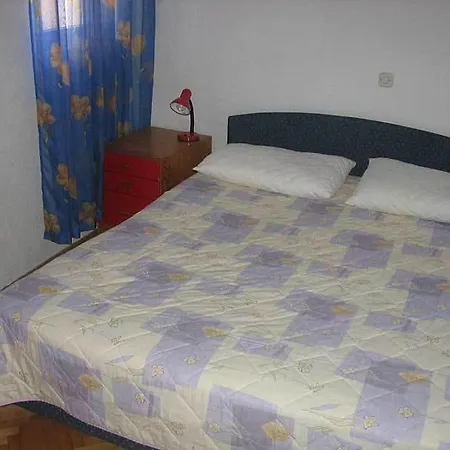 Dubravka * Podgora (Split-Dalmatia)