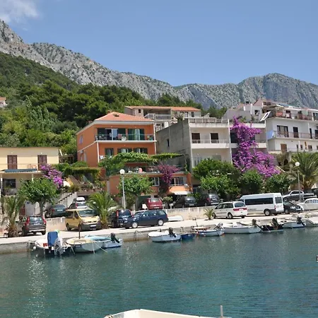 Dubravka * Podgora (Split-Dalmatia)